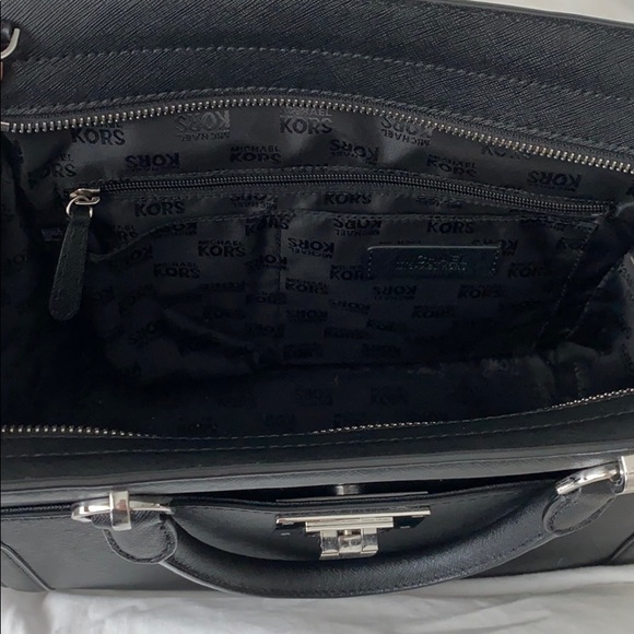 Michael Kors Bag - Picture 5 of 7